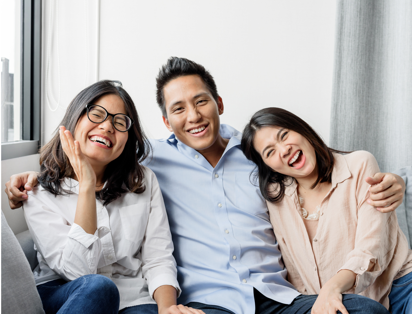 What’s the eligibility criteria for a personal loan from MM Credit?